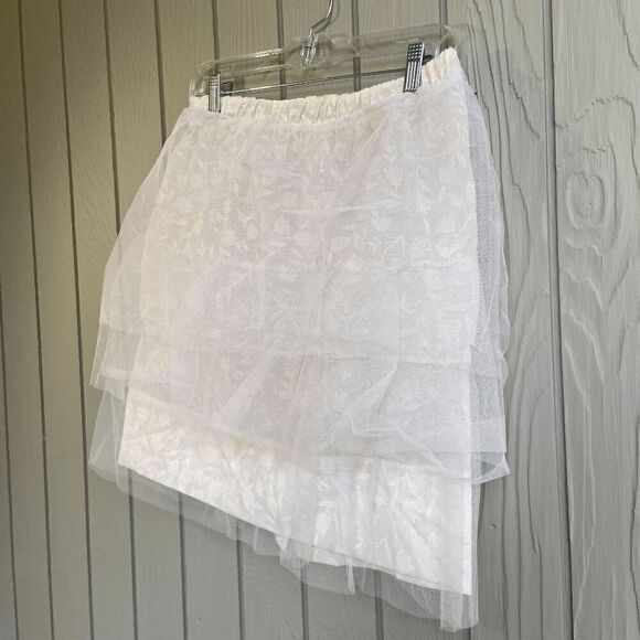 Handmade VTG Costume Bustle Tutu – Whimsical Tulle Layered Skirt with Bustle Det - Picture 2 of 5